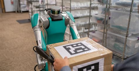 İ­n­s­a­n­ ­g­i­b­i­ ­h­a­r­e­k­e­t­ ­e­d­e­n­ ­i­l­k­ ­t­e­s­l­i­m­a­t­ ­r­o­b­o­t­u­:­ ­D­i­g­i­t­!­